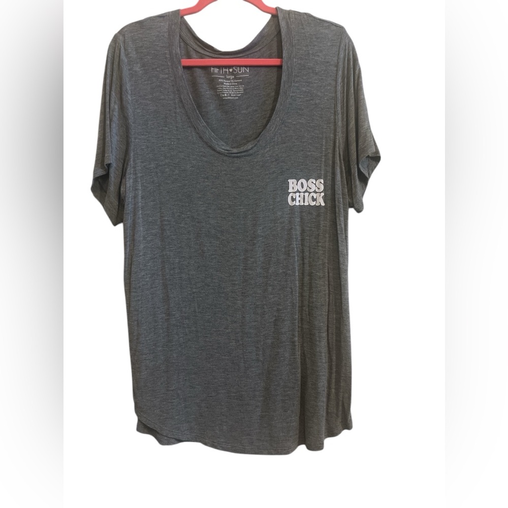 “Boss Chick” Fifth Sun Short Sleeve Tee Size Large
